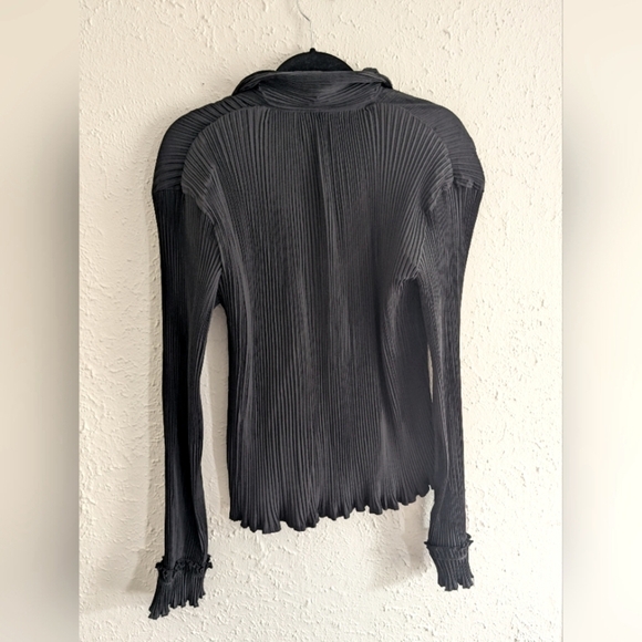 WD.NY Black Pleated Blouse - Picture 2 of 5